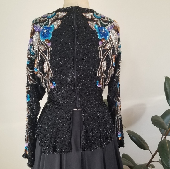 Heavily beaded peplum top - Picture 10 of 11